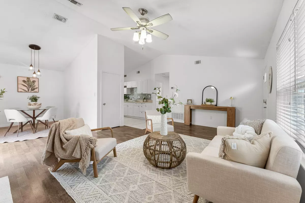 Destin, FL 32541,237 Indian Oaks Drive