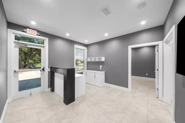 Panama City, FL 32405,1806 Brown Avenue