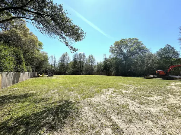 2932 McCarty Avenue, Crestview, FL 32536