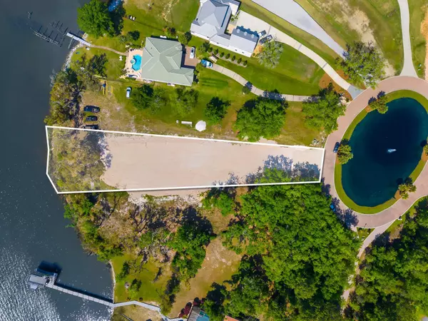 Freeport, FL 32439,104 Lagrange Cove Circle