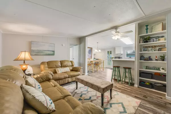 Navarre, FL 32566,1940 Alhambra Street