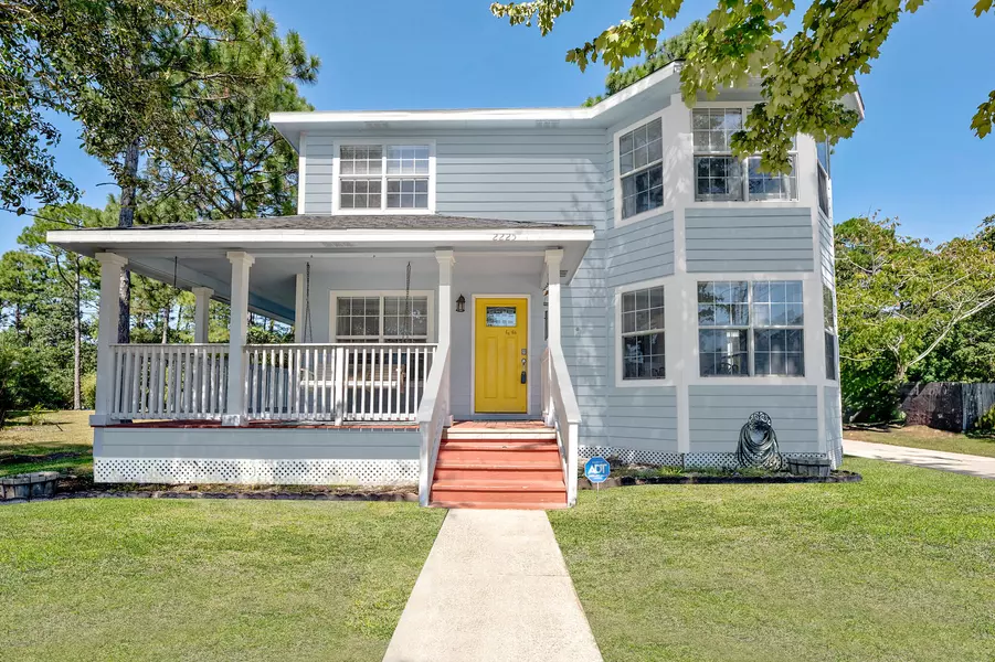 2225 Las Vegas Trail, Navarre, FL 32566