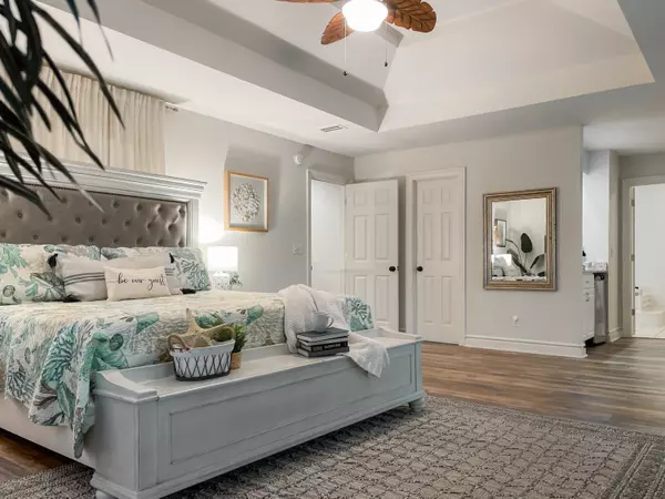 Destin, FL 32541,4421 Luke Avenue