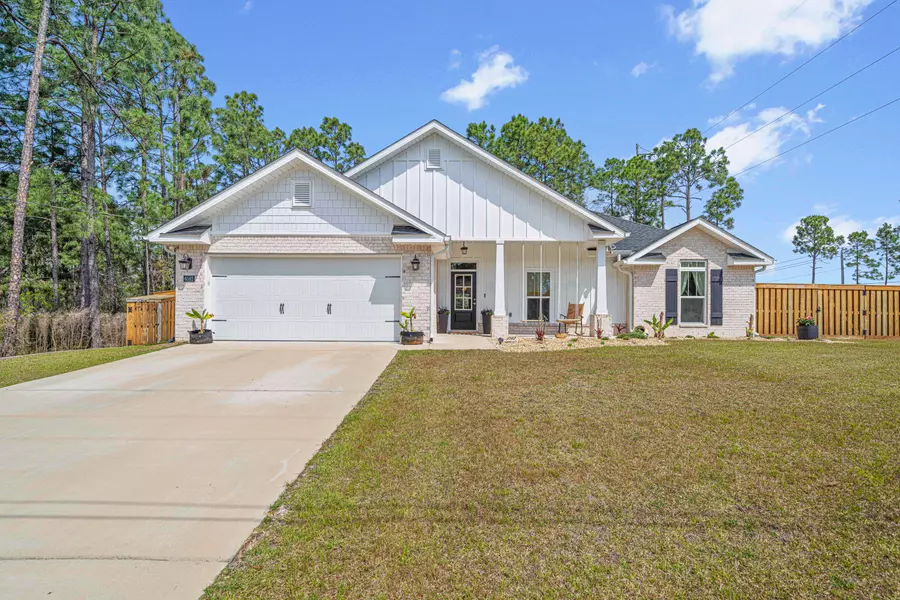6582 Flintwood Street, Navarre, FL 32566