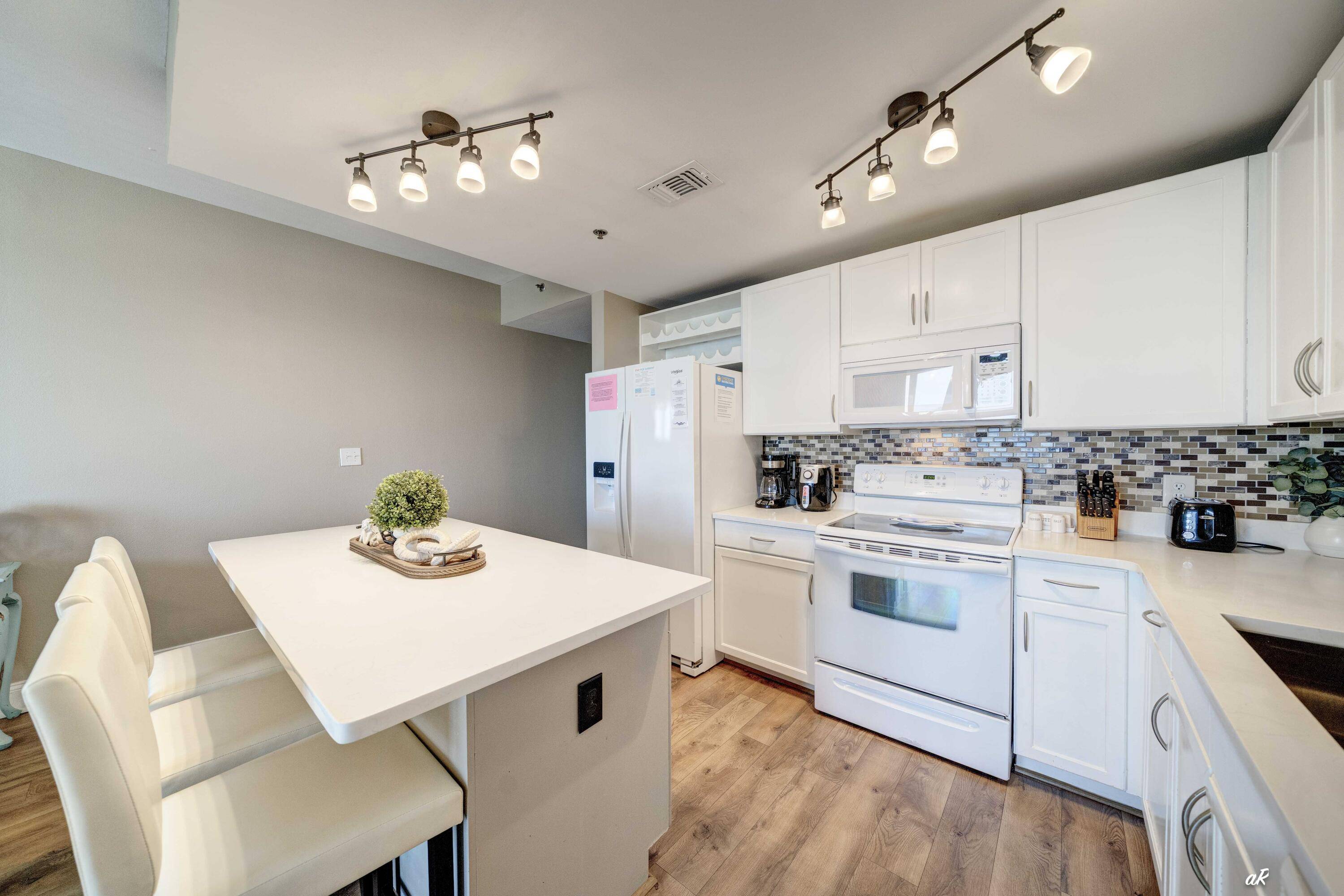 Panama City Beach, FL 32407,9860 S Thomas Drive  #1211