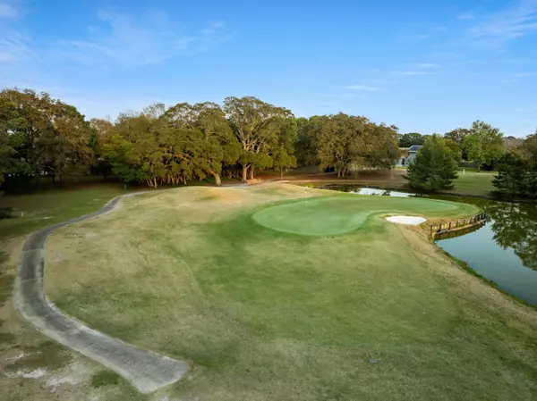 Shalimar, FL 32579,4 Lake Lorraine Circle