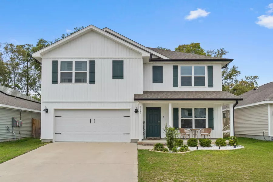 5297 Peach Drive, Pace, FL 32571