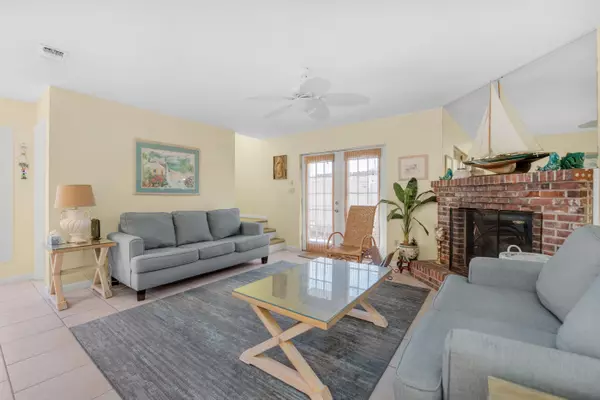 Destin, FL 32541,226 Indian Oaks Drive  #226