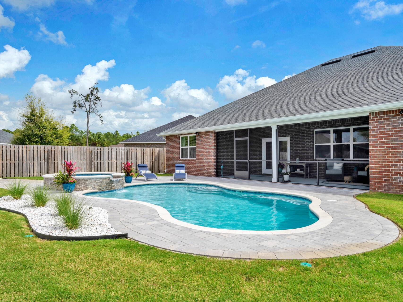 37 Madiera Drive, Freeport, FL 32439