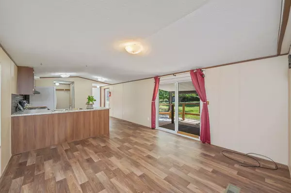 Crestview, FL 32539,246 Rainbow Drive