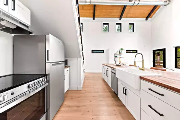 Santa Rosa Beach, FL 32459,99 S 3rd Street