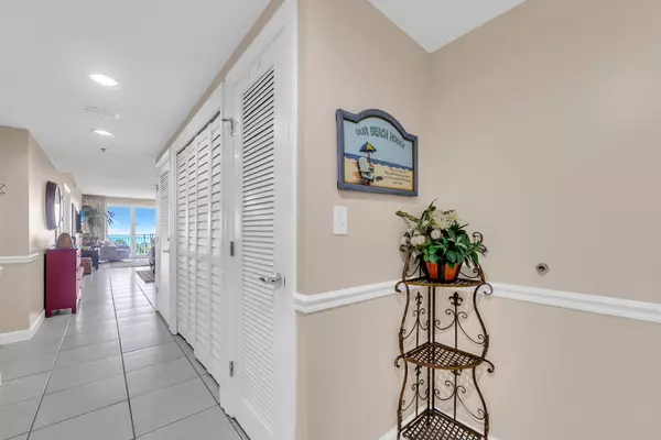 Destin, FL 32541,1751 Scenic Highway  #409