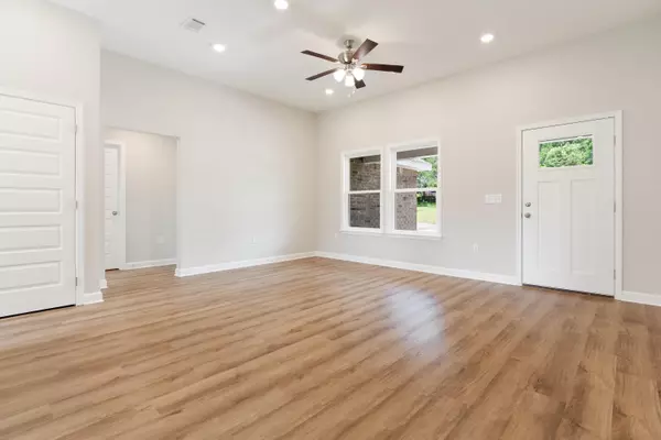Crestview, FL 32539,296 James Street