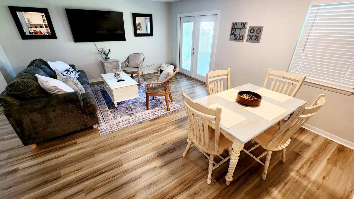 321 Woodham Court, Fort Walton Beach, FL 32547