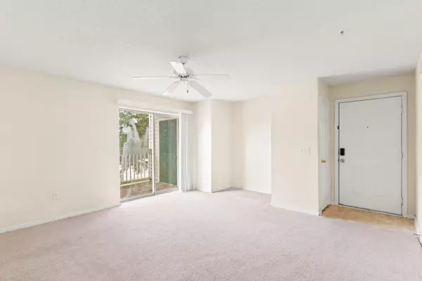 Destin, FL 32541,4000 Dancing Cloud Court  #14