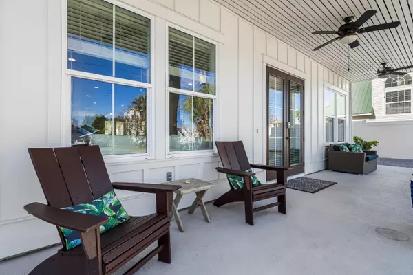 Destin, FL 32541,98 Woodward Street