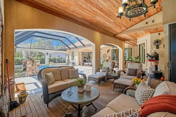 Destin, FL 32541,437 Admiral Court