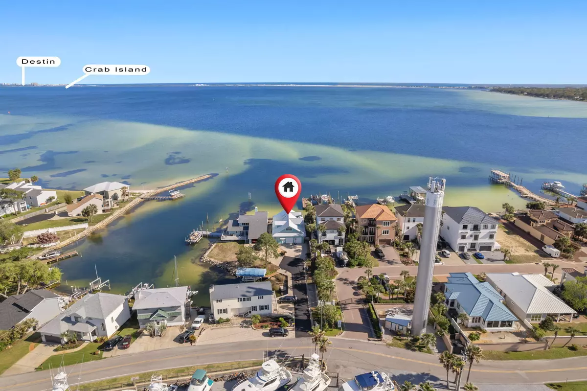 Shalimar, FL 32579,101 Starboard Lane