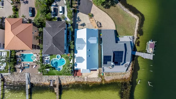 Shalimar, FL 32579,101 Starboard Lane