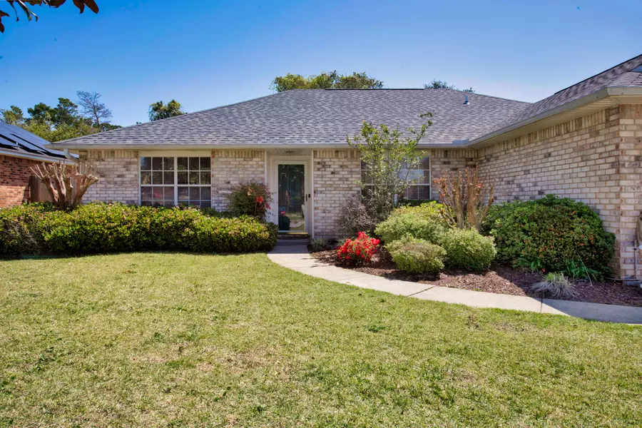 1945 Jessica Way, Navarre, FL 32566