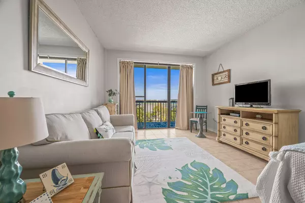 Fort Walton Beach, FL 32548,214 SW Miracle Strip Parkway  #B407