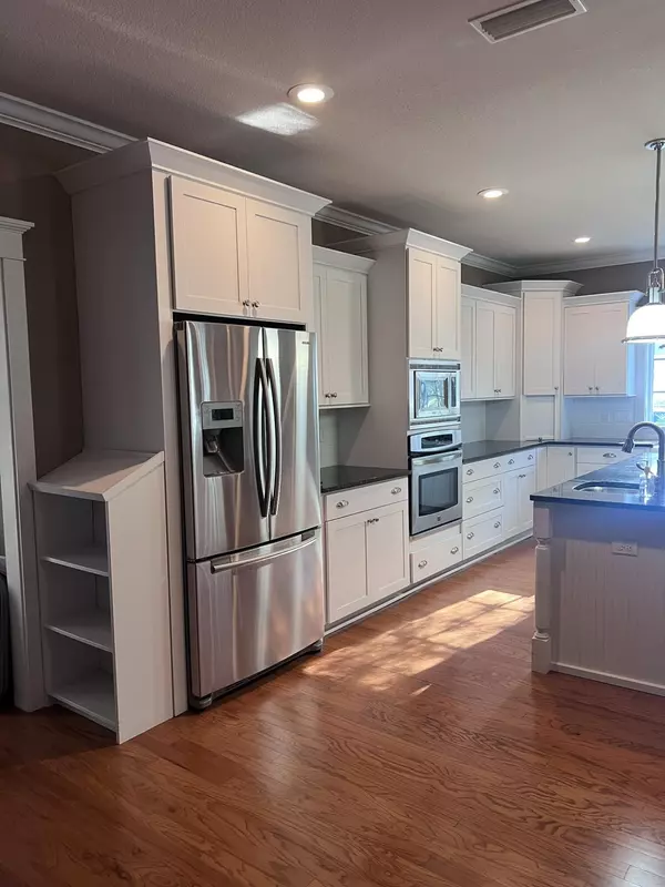 Valparaiso, FL 32580,318 Chicago Avenue