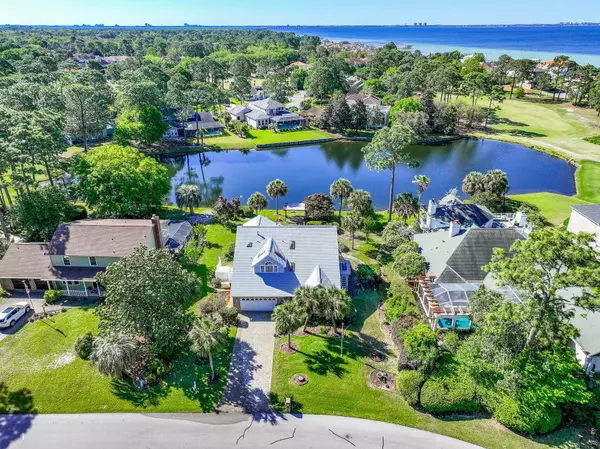 152 Baywind Drive, Niceville, FL 32578