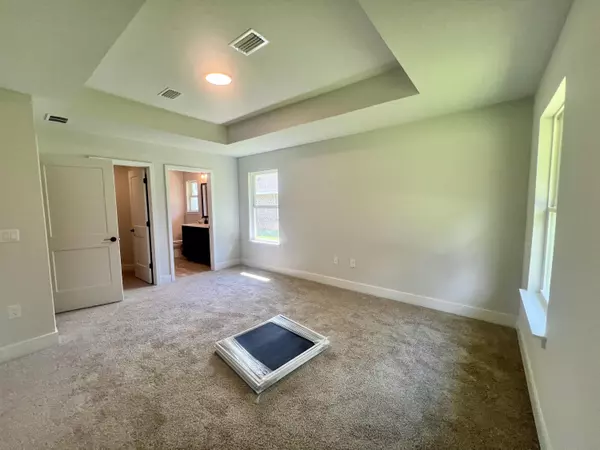 Milton, FL 32583,5283 Hidden Pines Circle