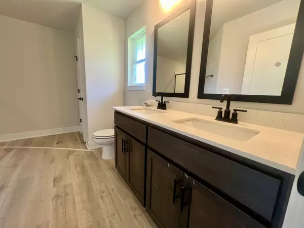 Milton, FL 32583,5283 Hidden Pines Circle
