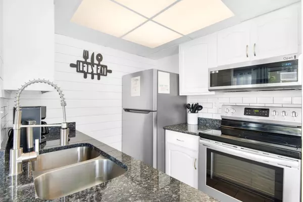 Destin, FL 32541,775 Gulf Shore Drive  #1037