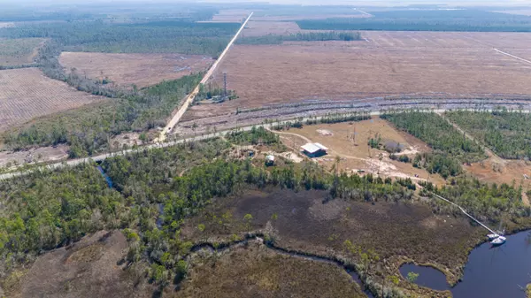 Wewahitchka, FL 32465,9641 N County Road 386