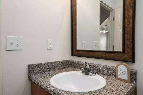 Crestview, FL 32536,800 Majestic Drive