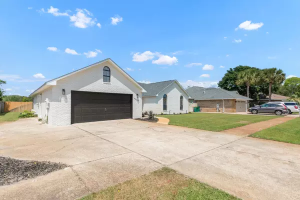 Destin, FL 32541,197 Kel-Wen Circle