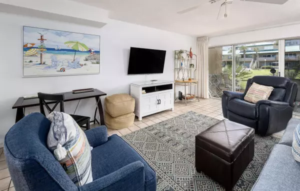 Fort Walton Beach, FL 32548,1530 SE Miracle Strip Parkway  #111B