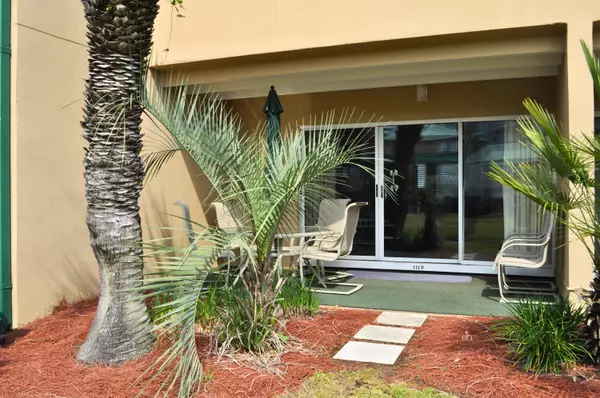 Fort Walton Beach, FL 32548,1530 SE Miracle Strip Parkway  #111B