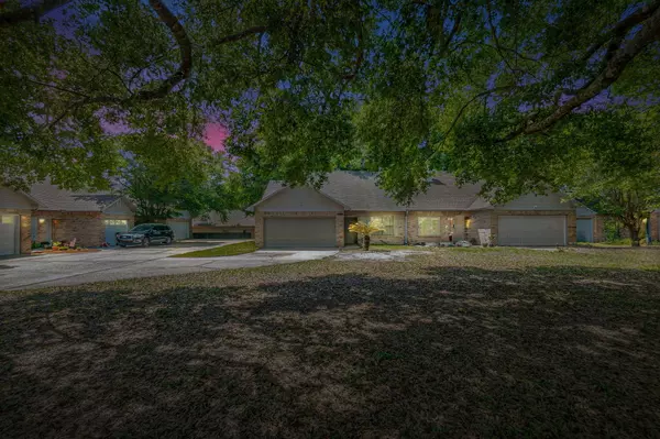 Crestview, FL 32539,807 Valley Road