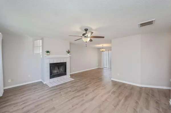 Mary Esther, FL 32569,17 Stowe Road