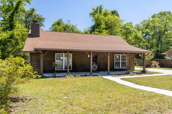 Pensacola, FL 32514,7808 Charter Oaks Court