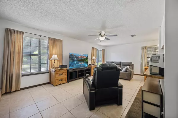 Pace, FL 32571,7151 Wallace Drive