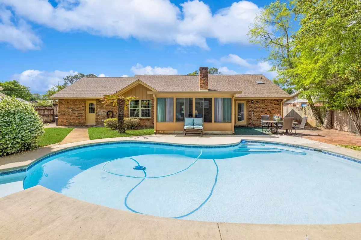 Mary Esther, FL 32569,14 Lakewood Street