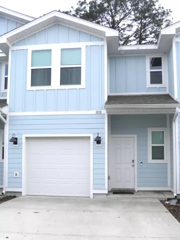 1018 Mclaren Circle, Fort Walton Beach, FL 32547