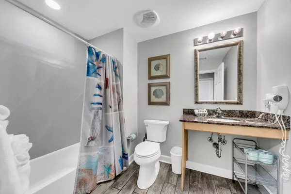 Panama City Beach, FL 32413,17729 Front Beach Road #UNIT 1402E