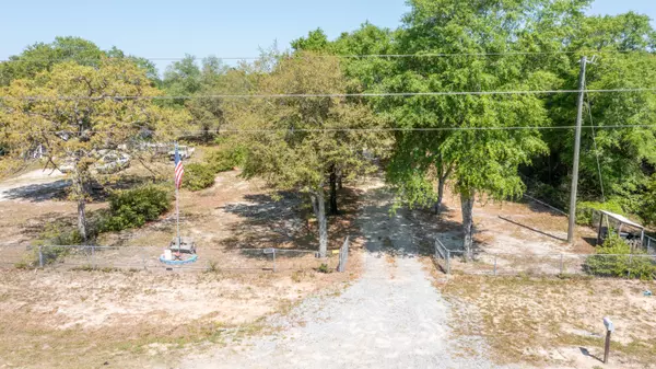 Defuniak Springs, FL 32433,5393 Co Hwy 1087