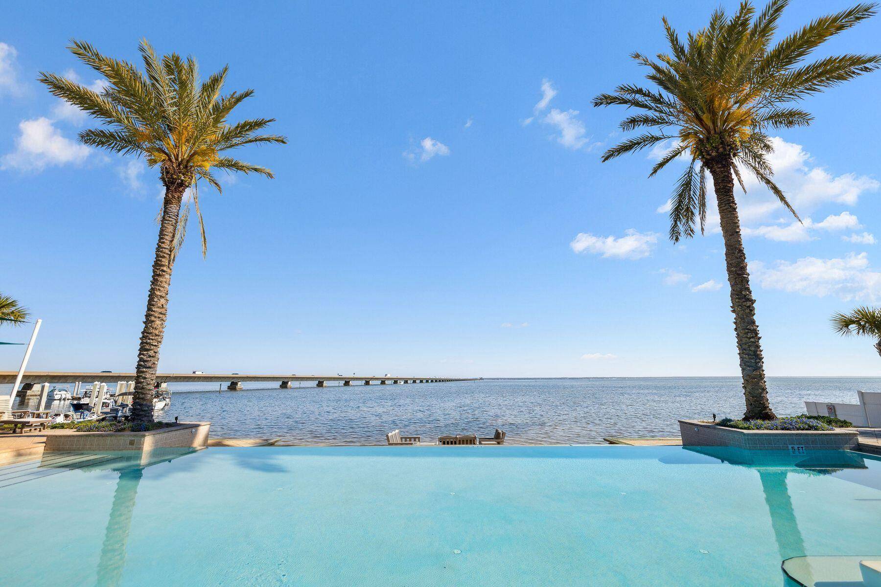 Destin, FL 32541,4601 Legendary Marina Drive  #C022