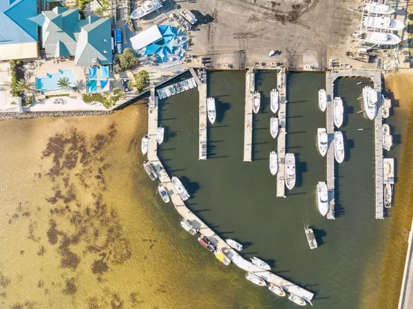 Destin, FL 32541,4601 Legendary Marina Drive  #C022