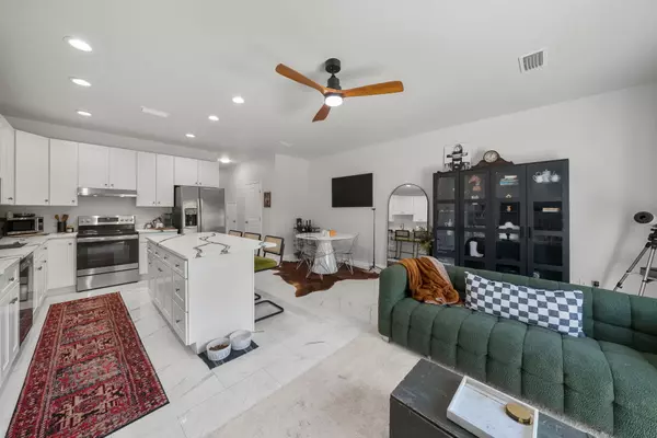 Panama City, FL 32401,2511 W 11th Street