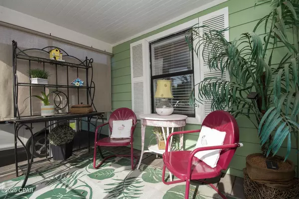 Panama City, FL 32401,106 N Cove Boulevard