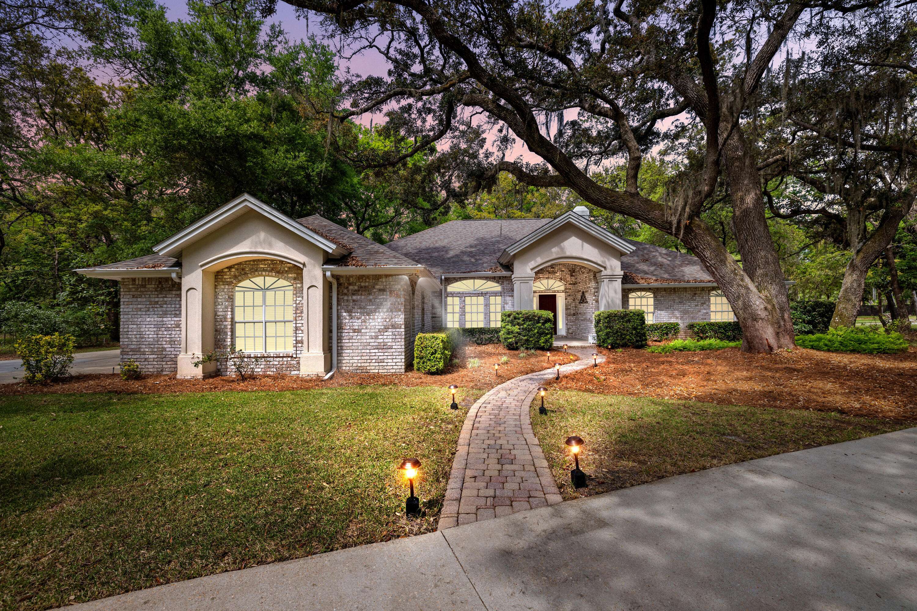 934 W Choctawhatchee Drive, Niceville, FL 32578