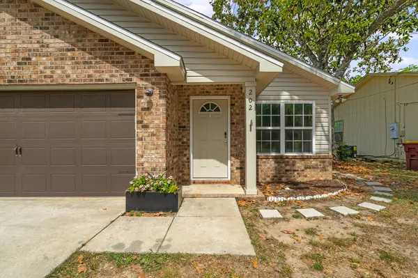 Crestview, FL 32539,202 Mc Arthur Street