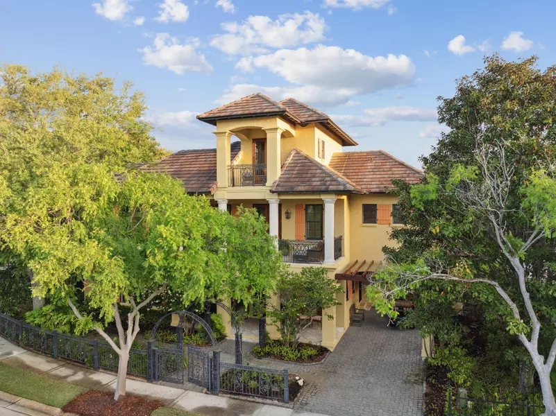 30 Place De La Fontaine, Miramar Beach, FL 32550